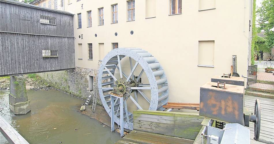zu-den-industriedenkmaelern-im-landkreis-fotos-von-links-1335270h